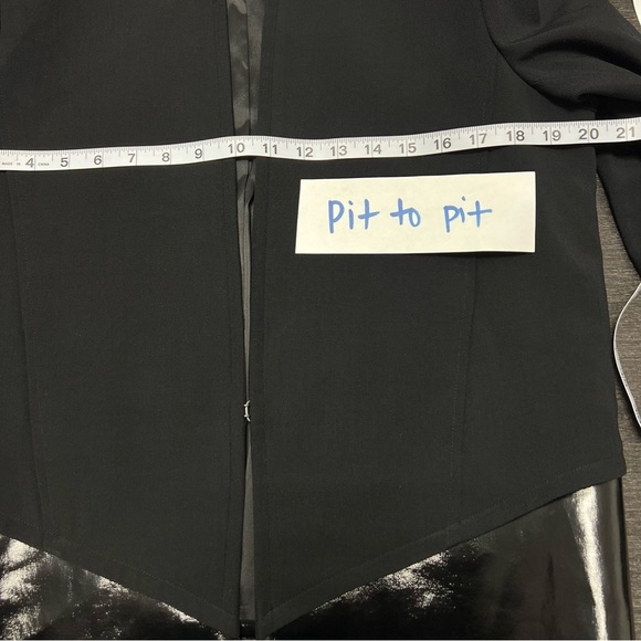 Helmut Lang Black Angora Blend Faux Patent Leather Trim Luxury Blazer 8 - Picture 11 of 15